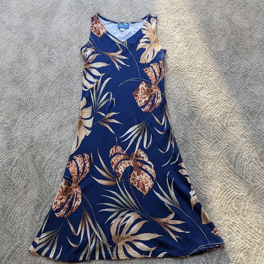 Sleeveless Navy Tropical-Print Dress
